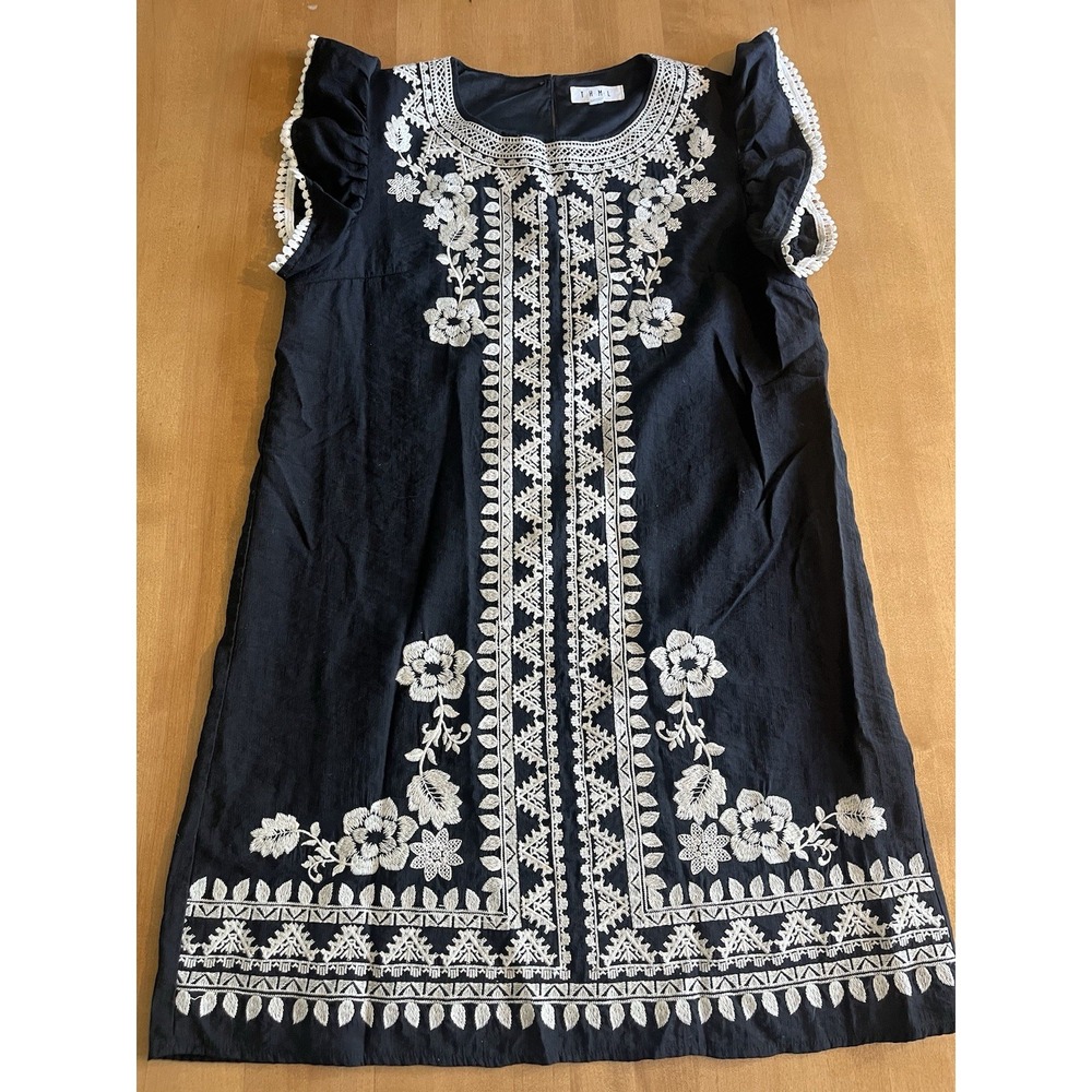Anthropologie THML Mini Paisley Floral Embroidered Short Sleeve Dress Sz M